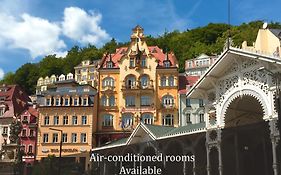Hotel Romance
